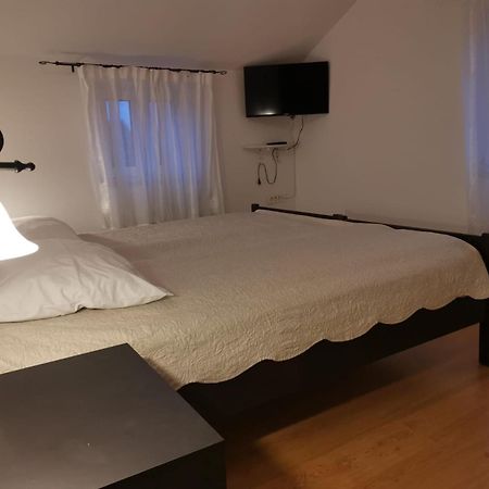 Apartman Kornu Veli Lošinj Εξωτερικό φωτογραφία